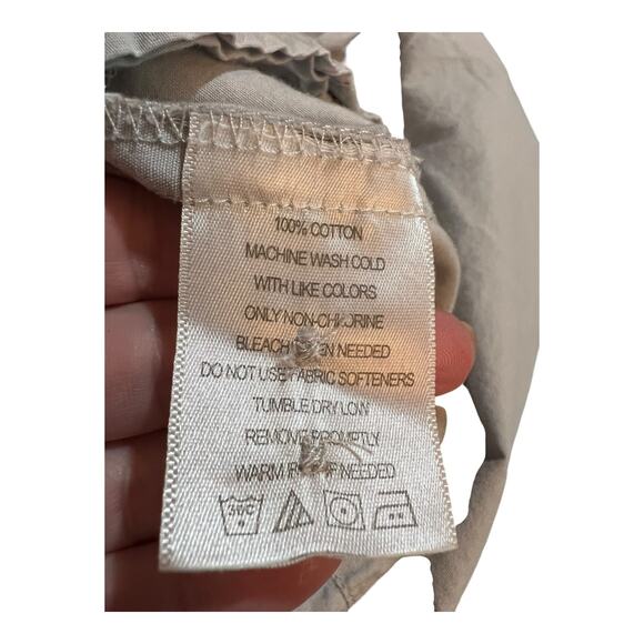 Black Tip Big Catch Gray Fishing Shirt Men’s Large Pockets Gear Loops Chest 24” - Picture 8 of 9